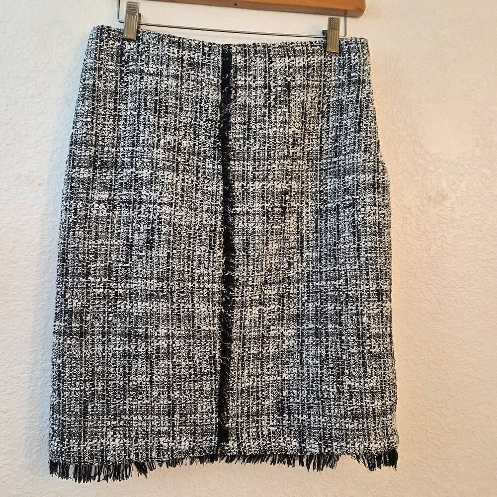 NWOT New York & Company Black & White Tweed Pencil Skirt w/ Slit & Fringe Detail